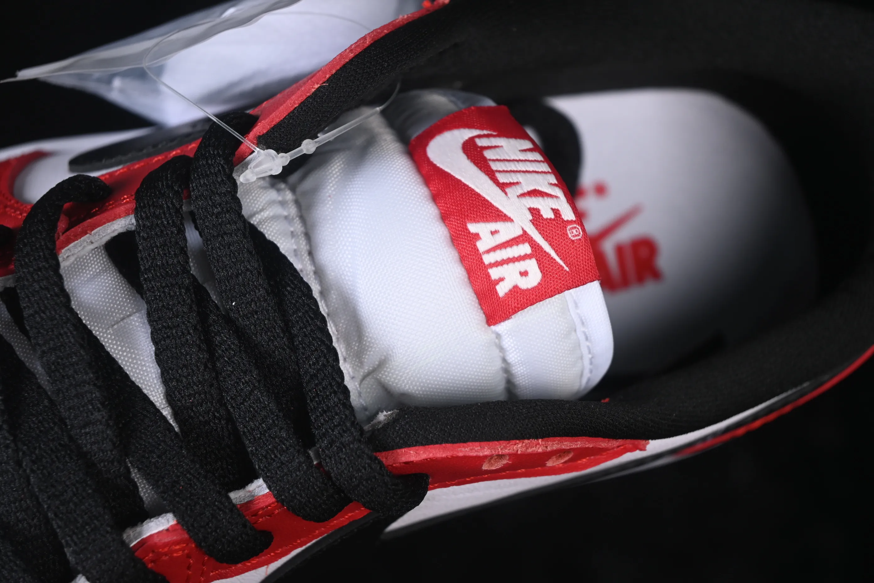 All categories Air Jordan Jordan series basketball shoes Air Jordan 1 Low W version Air Jordan 1 Low OG AJ1 Joe 1 white red black hook low-top casual sneakers HQ6998-600